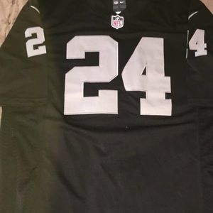 Oakland Raiders Marshawn Lynch Jersey #24 Large
